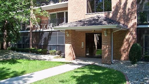 1st image of 4937 E Circle Dr APT 207