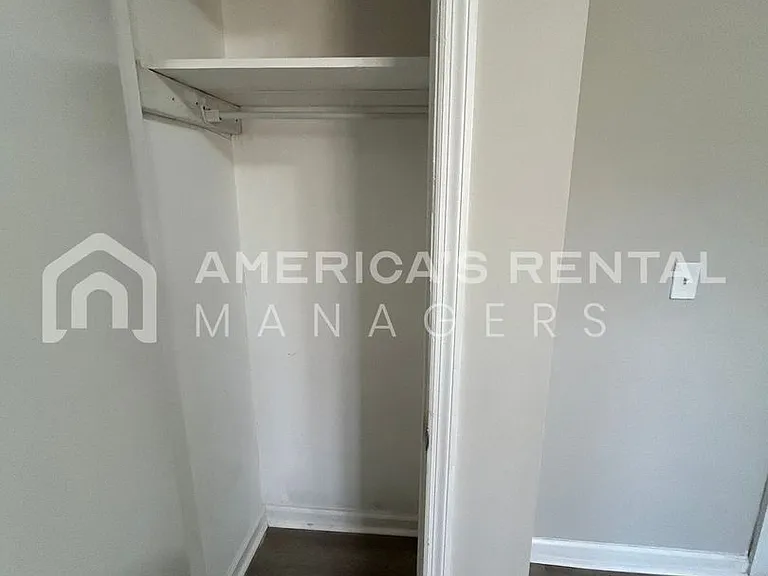 3716 Main St — Photo 16