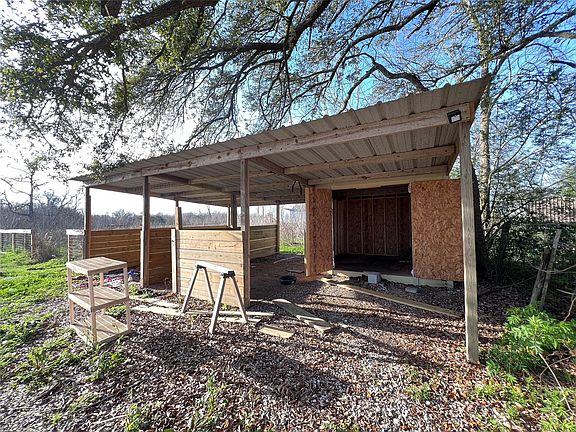 5th image of 5619 Barkaloo Rd