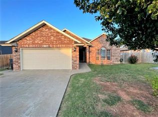 8104 Eagle Cir, Oklahoma City, OK 73135