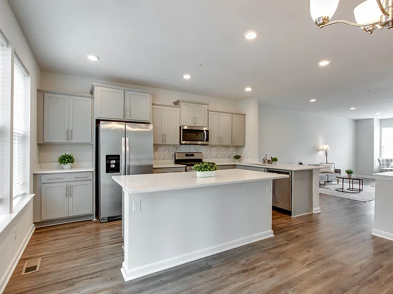 7964 Patterson Way — Photo 16