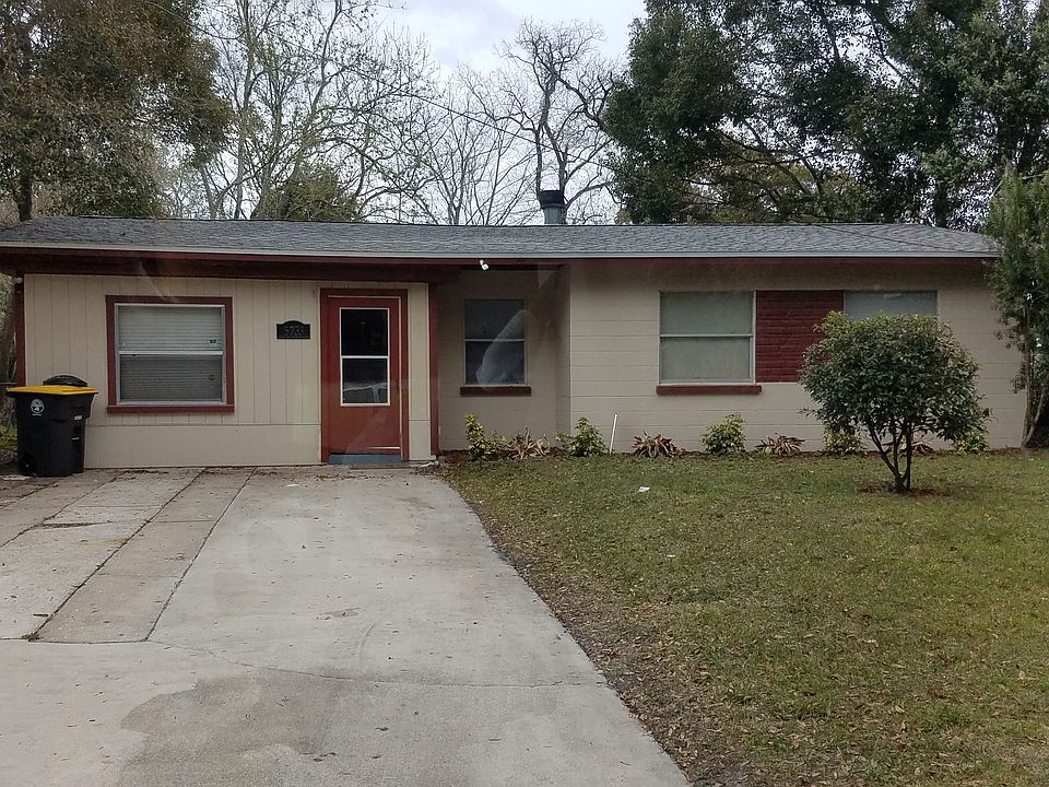 1st image of 5733 Knollwood Dr