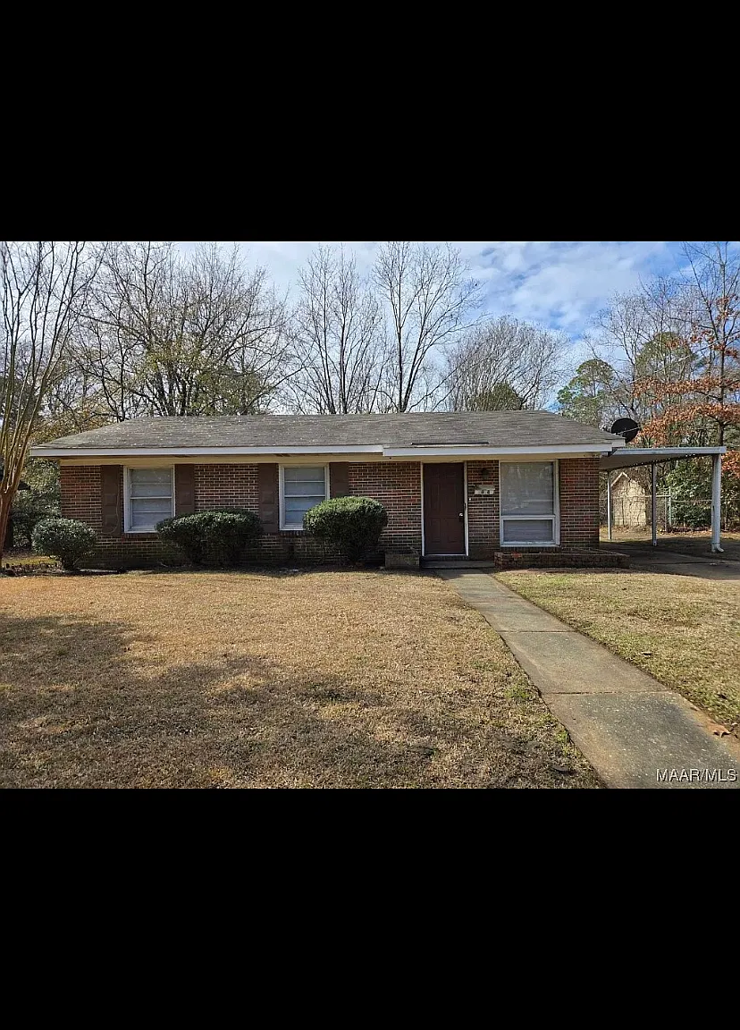 3 bed, 1096 sqft, $1,050 — Photo 1