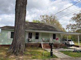 223 7th St, Trion, GA 30753