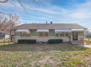 12705 13th St, Grandview, MO 64030