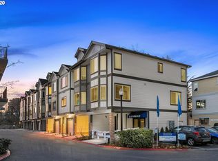 8933 SW Elena Ln, Portland, OR 97223