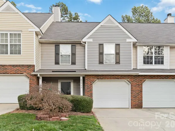 4566 Antelope Ln, Charlotte, NC 28269