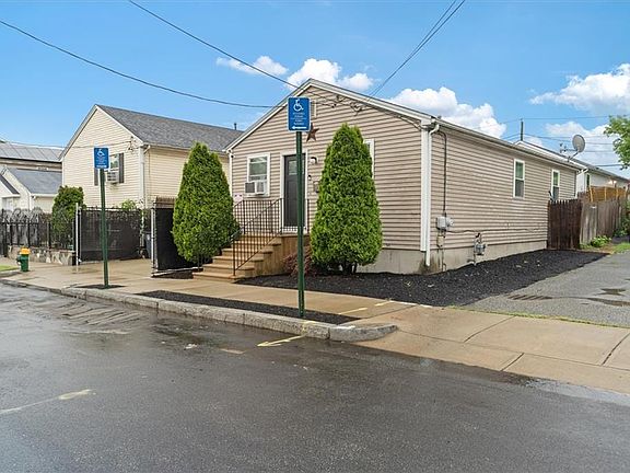 3rd image of 9 Halton St