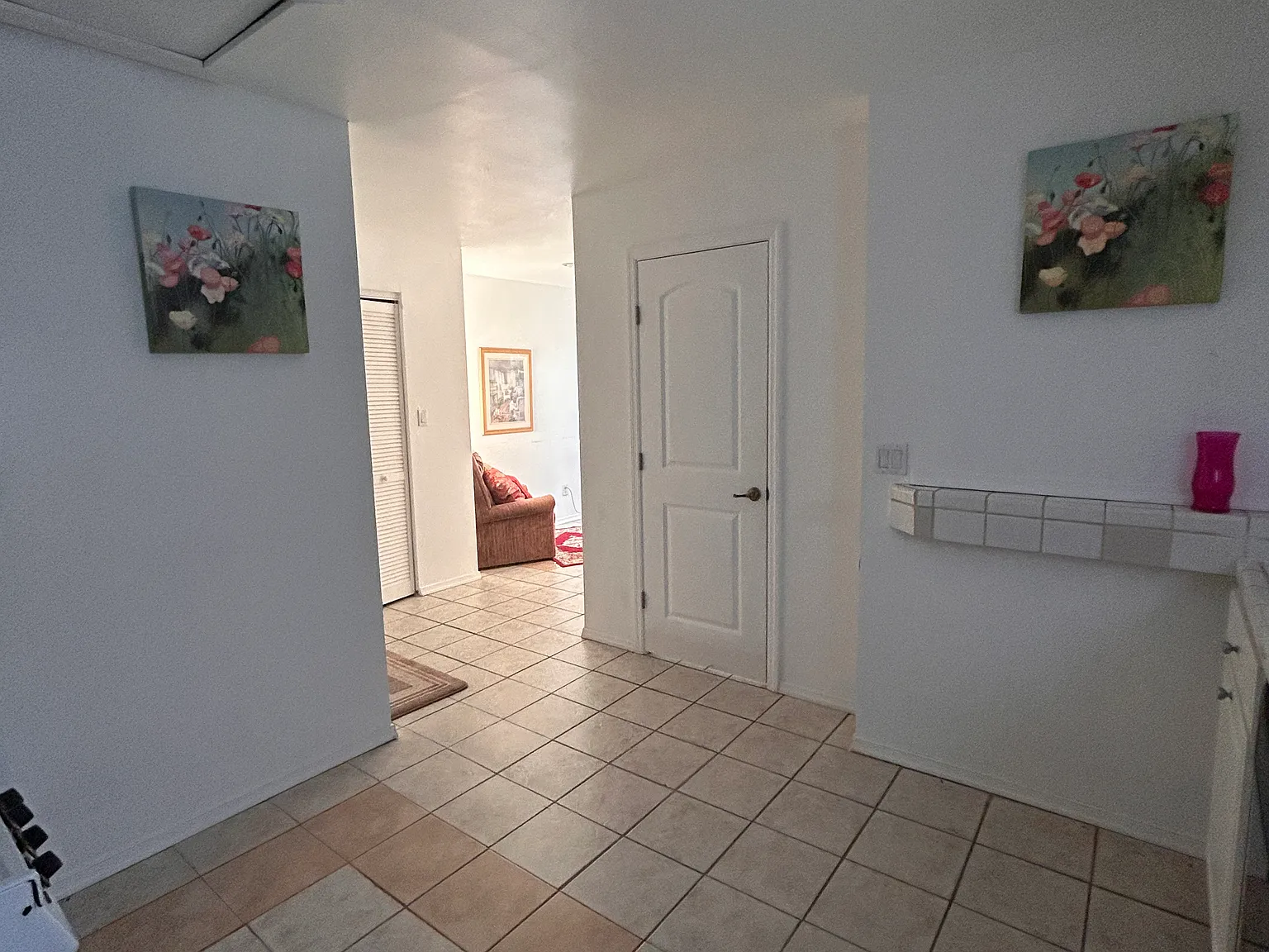 721 Horseman Dr — Photo 4