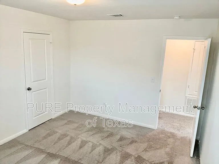 109 Pronghorn St — Photo 16