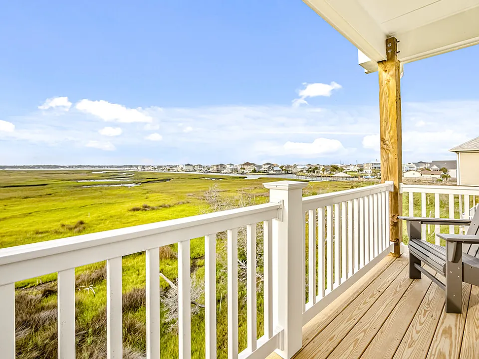 100 Salt Marsh Way