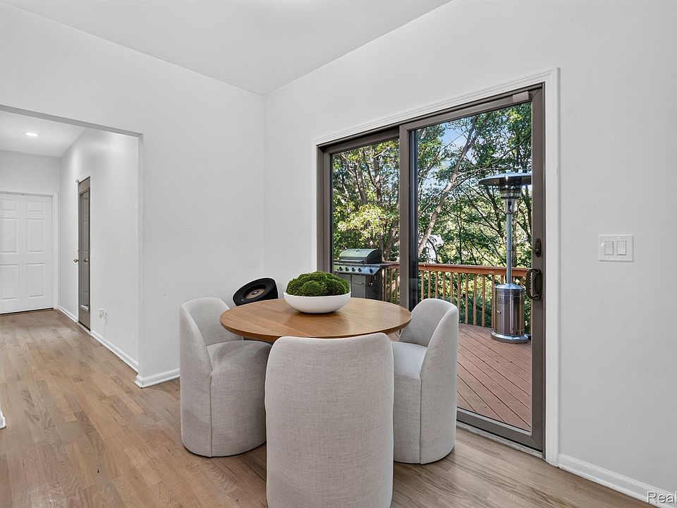 10073 Silver Lake Rd, photo 13