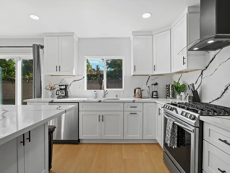 12610 Vandemere St — Photo 15