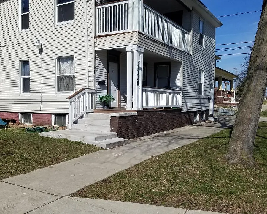 1118 Monroe St #2