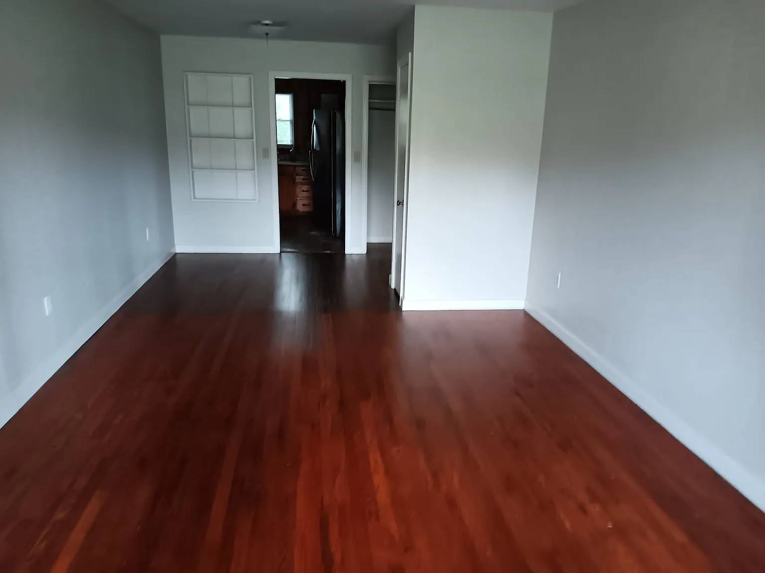 2 bed, 900 sqft, $1,125 — Photo 2