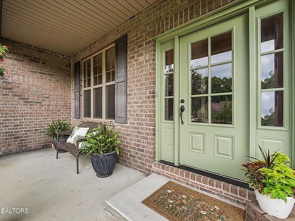 2nd image of 108 Creek View Ct