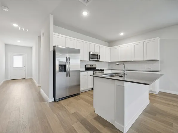 2315 Palomino Ln, Seagoville, TX 75159