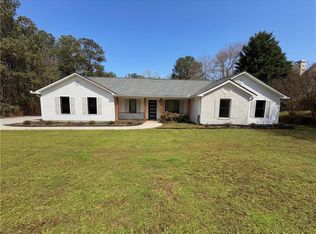 4241 Grady Smith Rd, Loganville, GA 30052