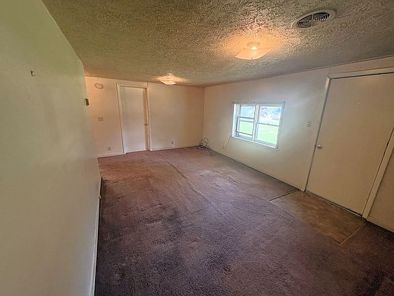 2nd image of 331 Des Moines Ave