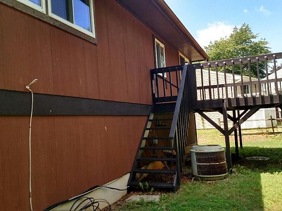 Rear of House to Deck