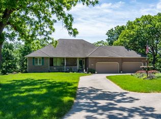 27762 Meadowview Ln, Adel, IA 50003