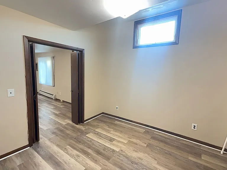 516 S Webb St — Photo 23