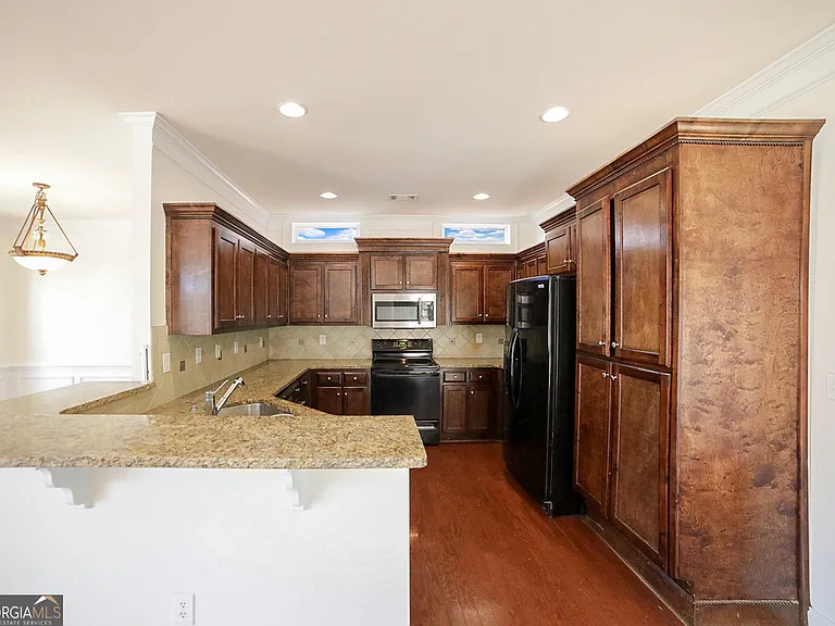 104 Putters Dr — Photo 11
