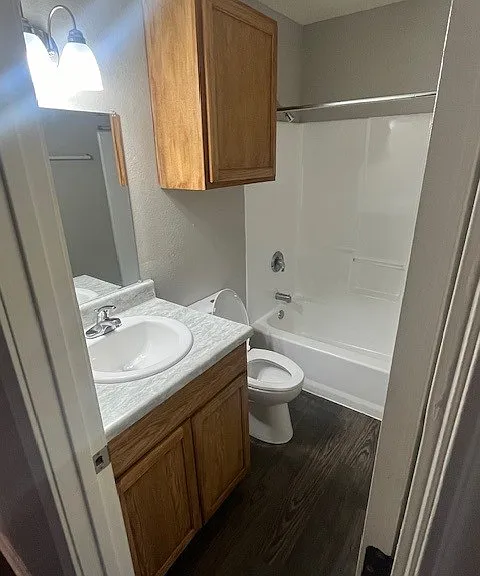 5515 W Loop 281 — Photo 22