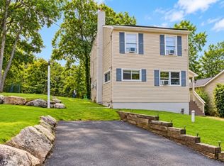 117 Vermont Trail, Hopatcong Boro, NJ 07843