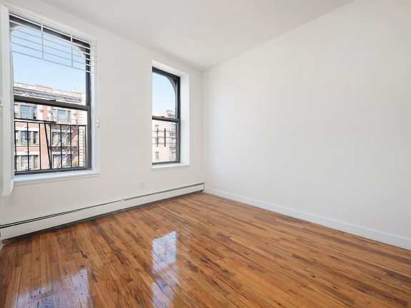 4th image of 962-964 Saint Nicholas Ave #5C