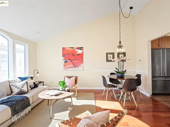 6555 Shattuck Ave, Oakland, CA 94609