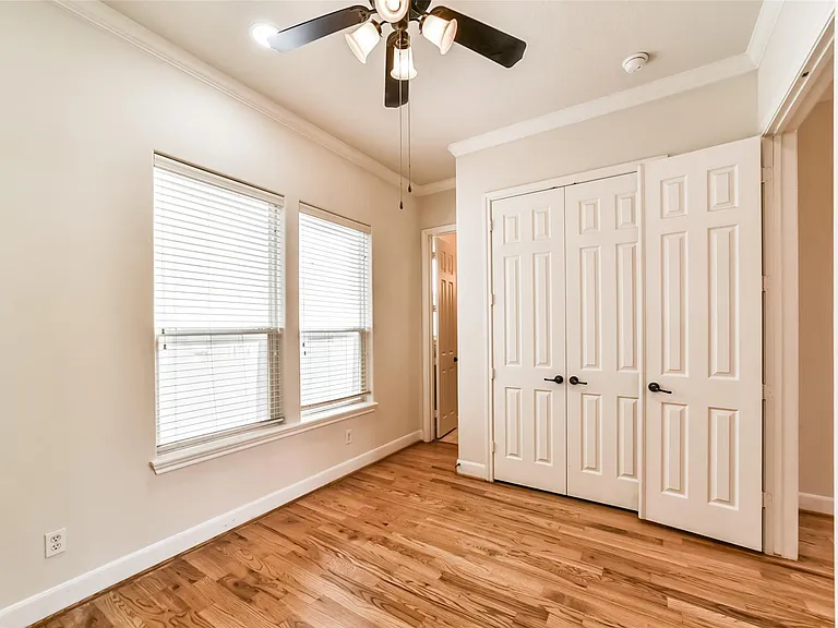 1117 Saint Agnes St #E — Photo 23
