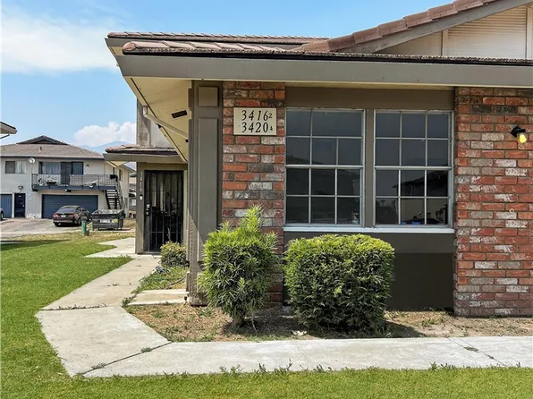 3416 Rainbow Ln, Highland, CA 92346