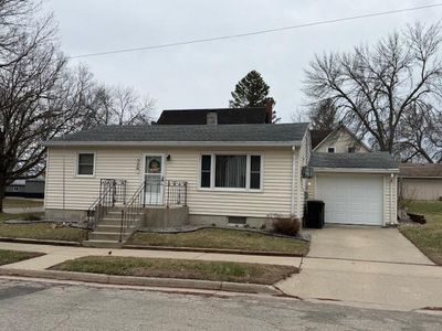 320 W 3rd St, Morton, MN, 56270