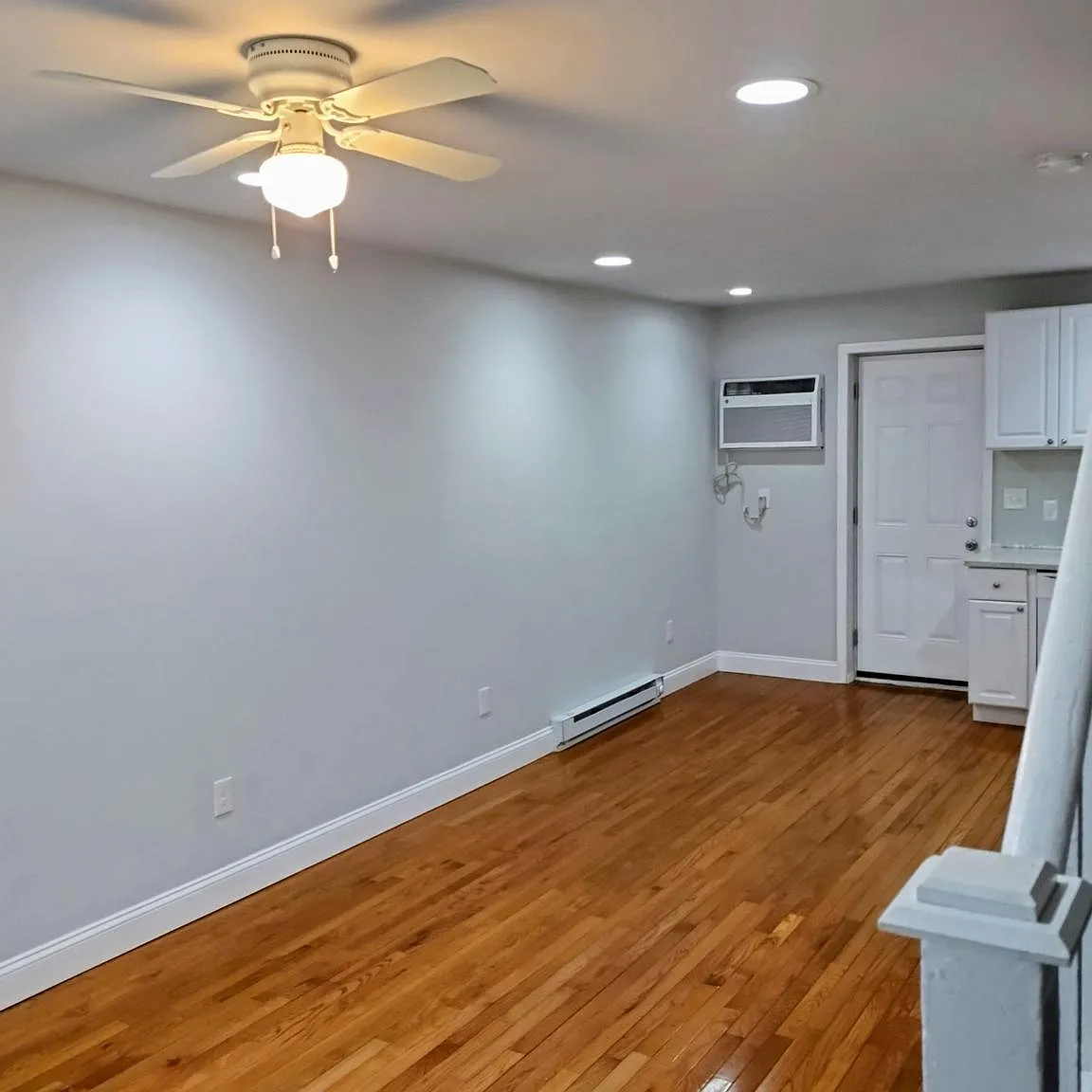 2 bed, 728 sqft, $1,395 — Photo 2