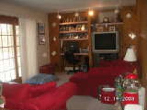 4th image of 164 Dahlia Dr