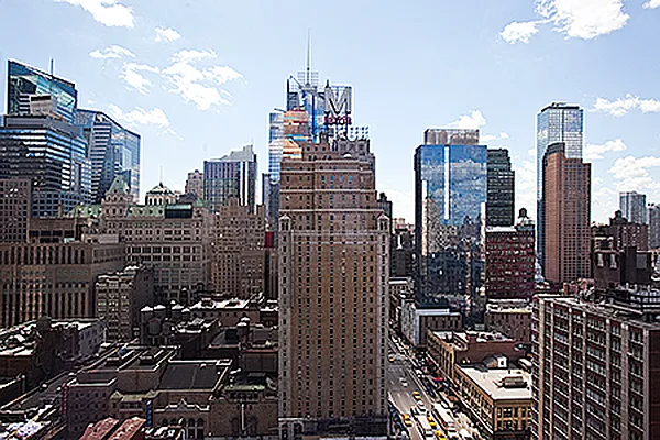 Sold by Prestigious International | media 6