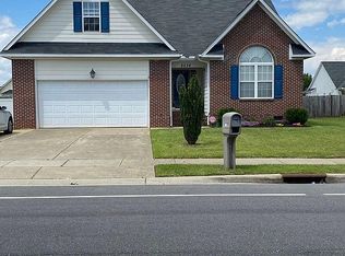 8234 English Saddle Dr, Fayetteville, NC 28314