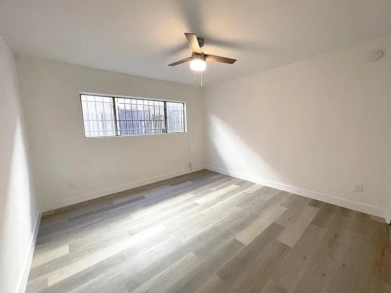 1974 S Garth Ave #3 — Photo 15