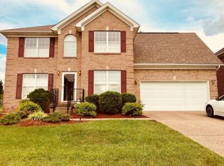 4311 Stonemeadow Ct, Louisville, KY 40218