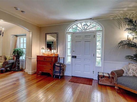 2nd image of 21 Prospect St