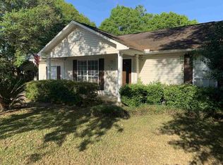 4704 Live Oak Ln, Pace, FL 32571