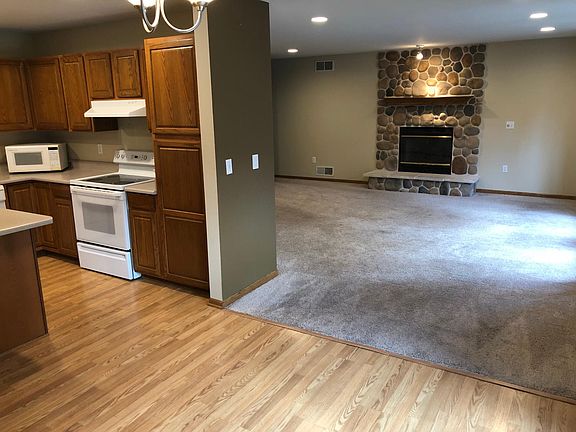 Kitchen to living room