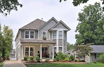 1st image of 1319 Woodgate Dr