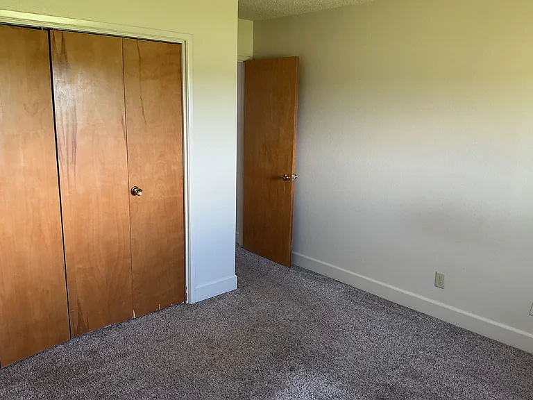 21189 American Ave — Photo 10