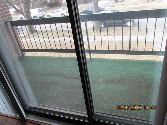 4th image of 9605 S Kedvale Ave #203