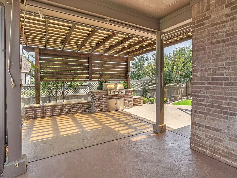 2336 Shorthorn Dr — Photo 29
