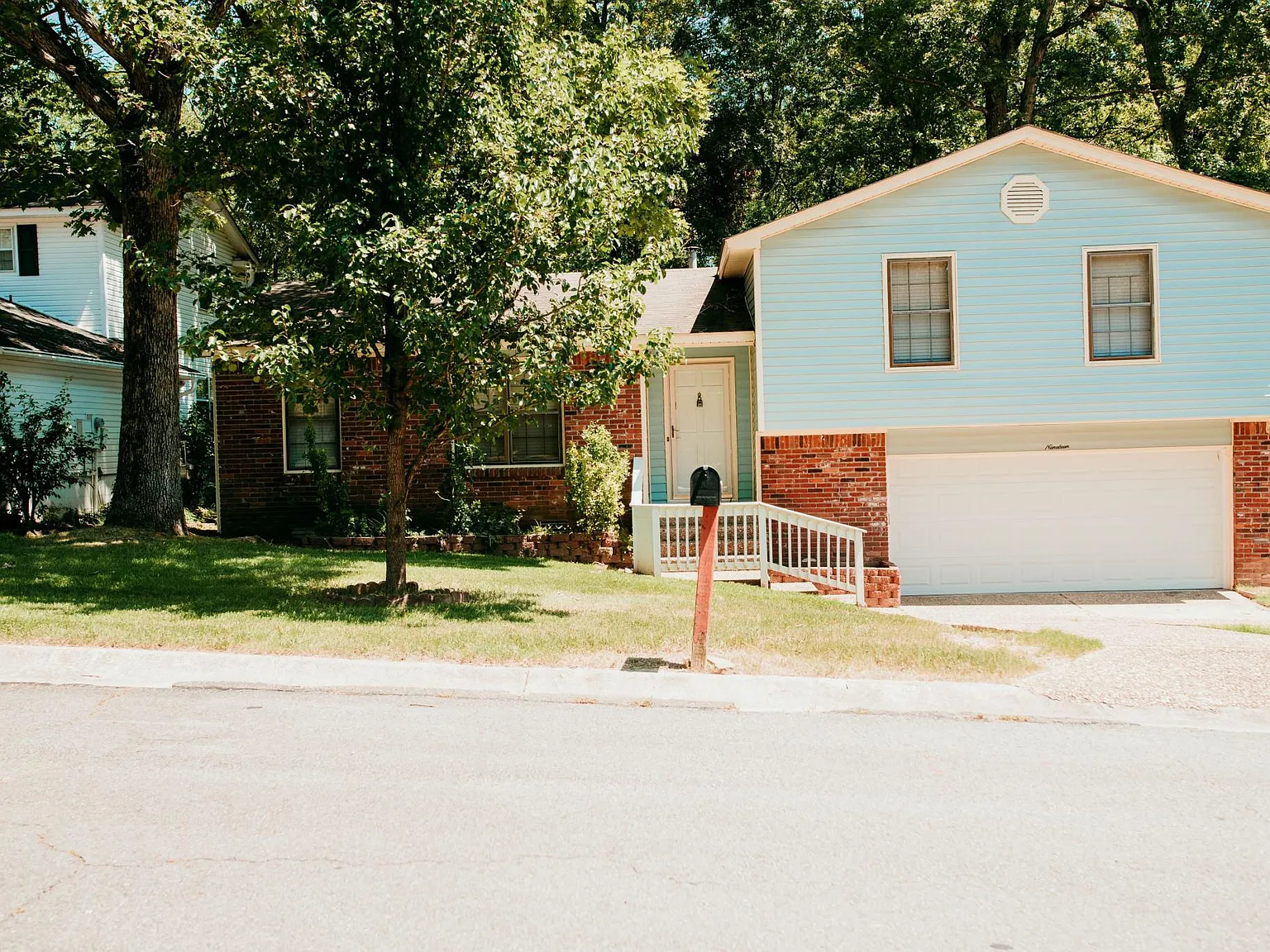 3 bed, 1500 sqft, $4,200 — Photo 2