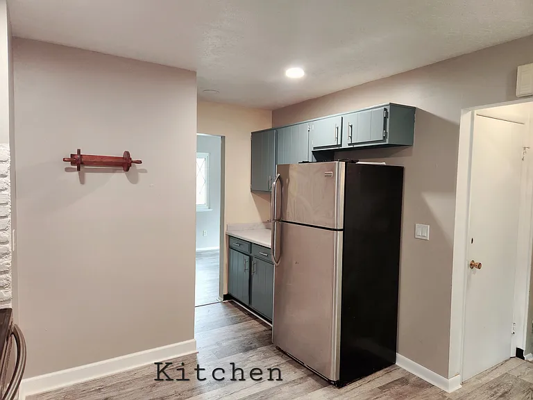 6680 Duneden Ave — Photo 8