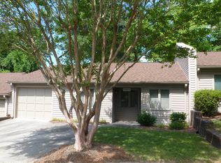 1419 B Chestnut Dr, High Point, NC 27262